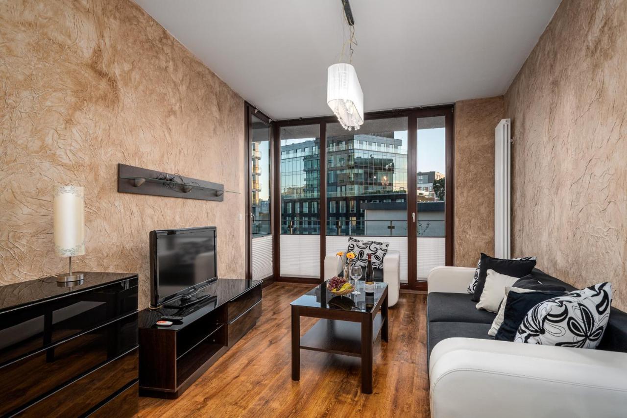 Apart D&K Free Parking Grojecka 194 Apartment Варшава Екстериор снимка